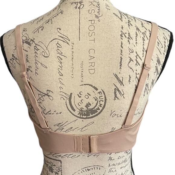 Calvin Klein Tan Wireless Soft Form Wireless Bra Size Large - Picture 2 of 2
